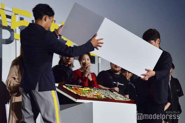 舞台挨拶の様子(C)モデルプレス