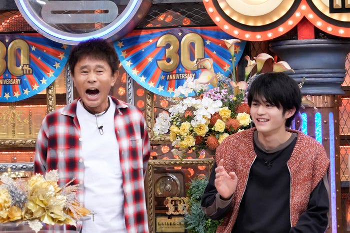 浜田雅功、鈴鹿央士(C)読売テレビ