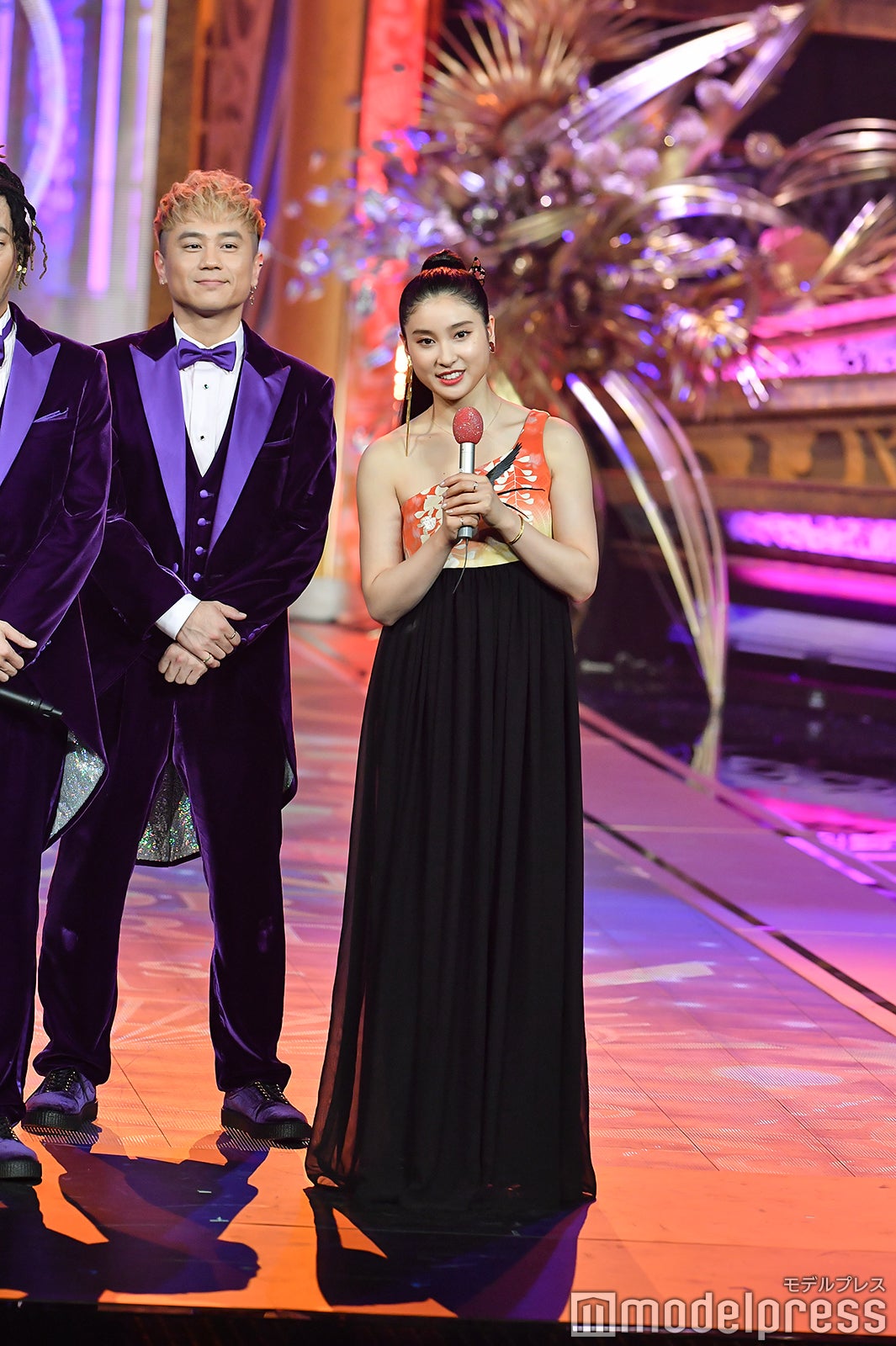 DA PUMP＆土屋太鳳（C）モデルプレス