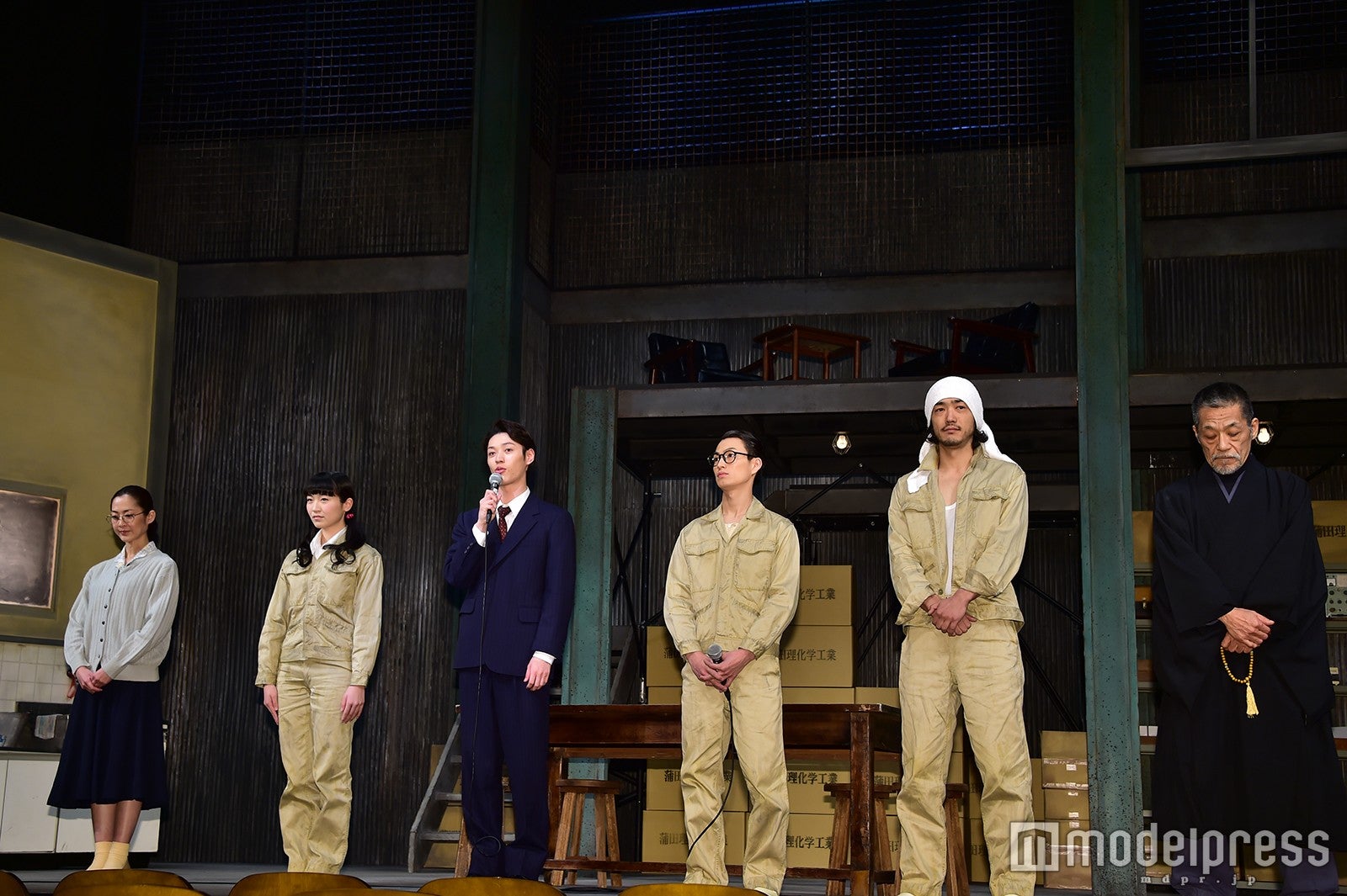 （左から）馬渕英里何、前島亜美、安西慎太郎、松田凌、谷口賢志、中嶋しゅう（C）モデルプレス