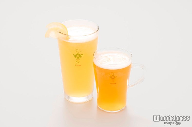 レモン四季春茶M450円、L480円（税込）／画像提供：Freshtea Japan