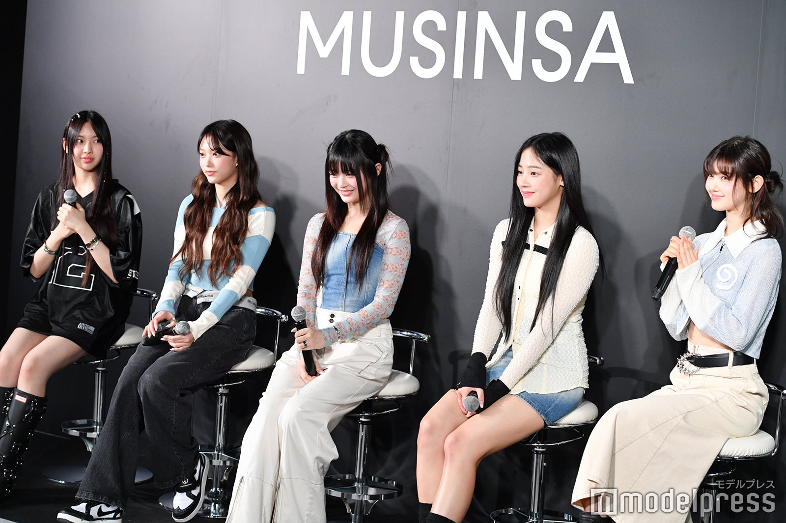 NewJeans／ヘイン、ヘリン、ハニ、ミンジ、ダニエル（C）モデルプレス