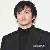 初恋の悪魔 初回から名言続出で さすが坂元裕二脚本 刺さる の声 松岡茉優の意味深ラストにも注目集まる モデルプレス 初恋の悪魔 初回から名言続出で さすが坂元裕二脚本 刺さる の声 松岡茉優の意味深ラストにも注目集まる モデルプレス