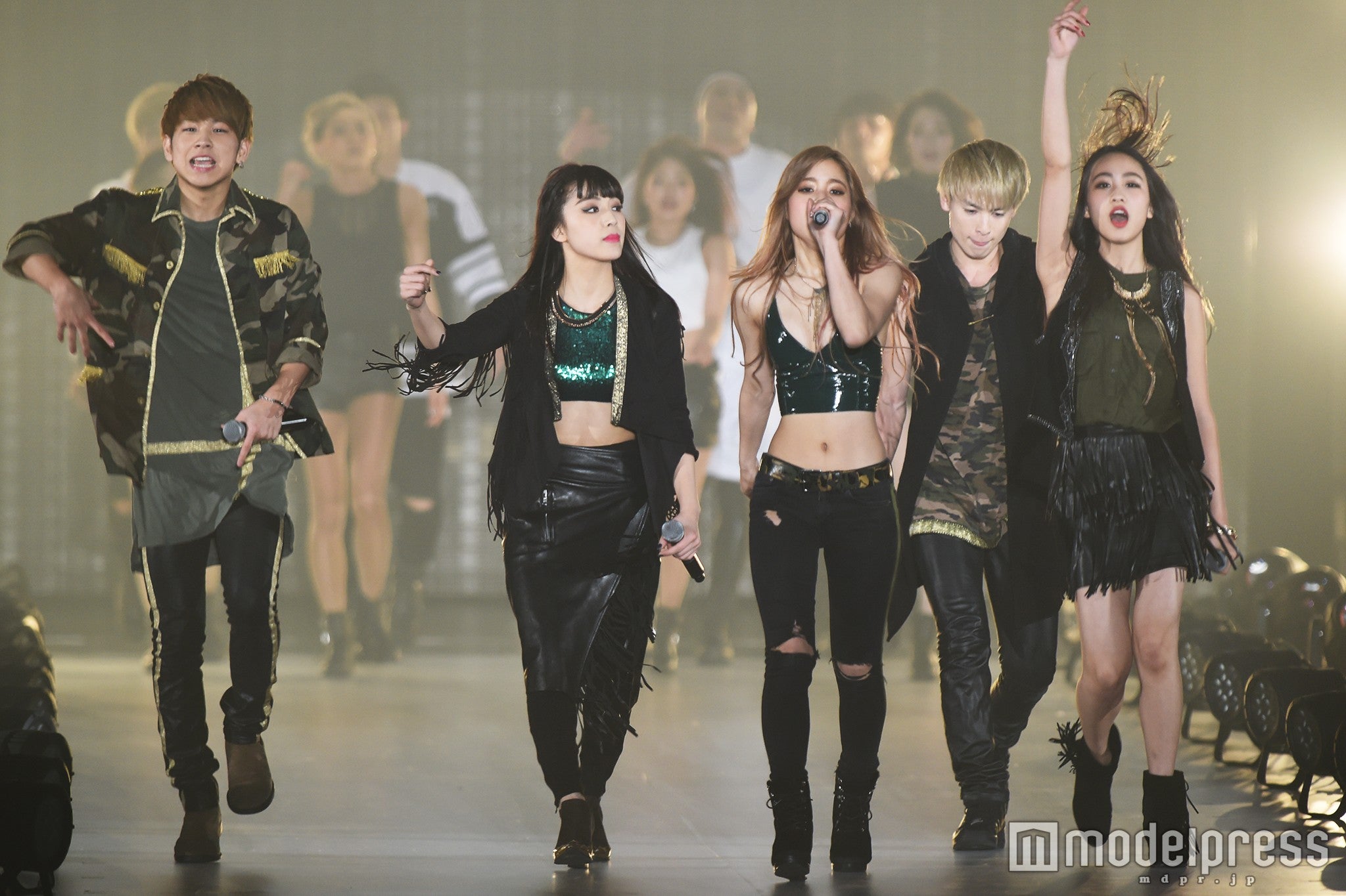 lol（C）モデルプレス