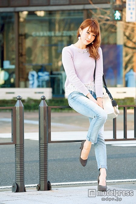 男性ウケ抜群のデートスタイル／モデル：新部宏美（画像提供：「Ray」4月号、主婦の友社）