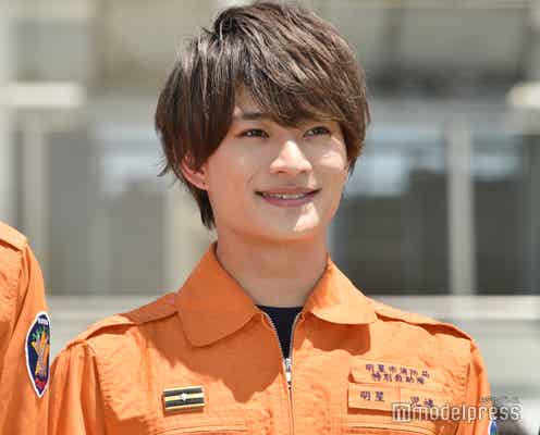 美 少年・浮所飛貴、Snow Man岩本照に胸キュン「後ろからこうやって…」<モエカレはオレンジ色>
