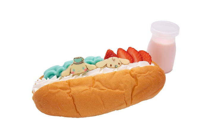 シナモンとみるくのなかよしダブルコッペパン500円（C）2019 SANRIO CO．，LTD．