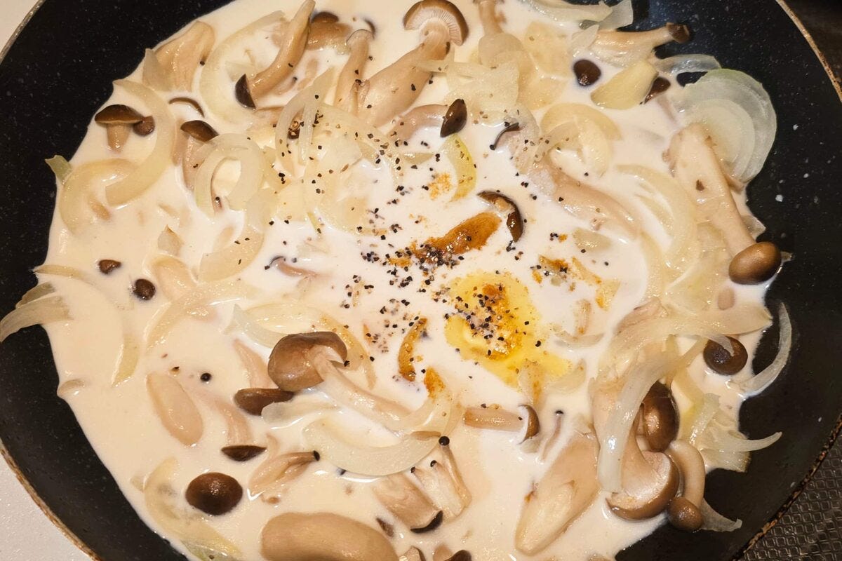 究極のチキンクリーム・牛乳