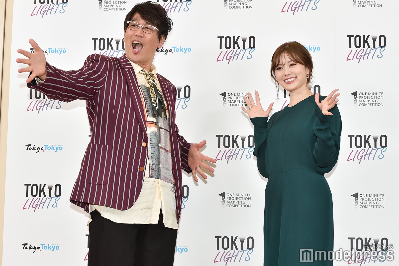 古坂大魔王、白石麻衣（C）モデルプレス