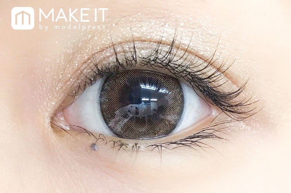 リンメル／プリズム パウダーアイカラー／004 使用 (C)メイクイット