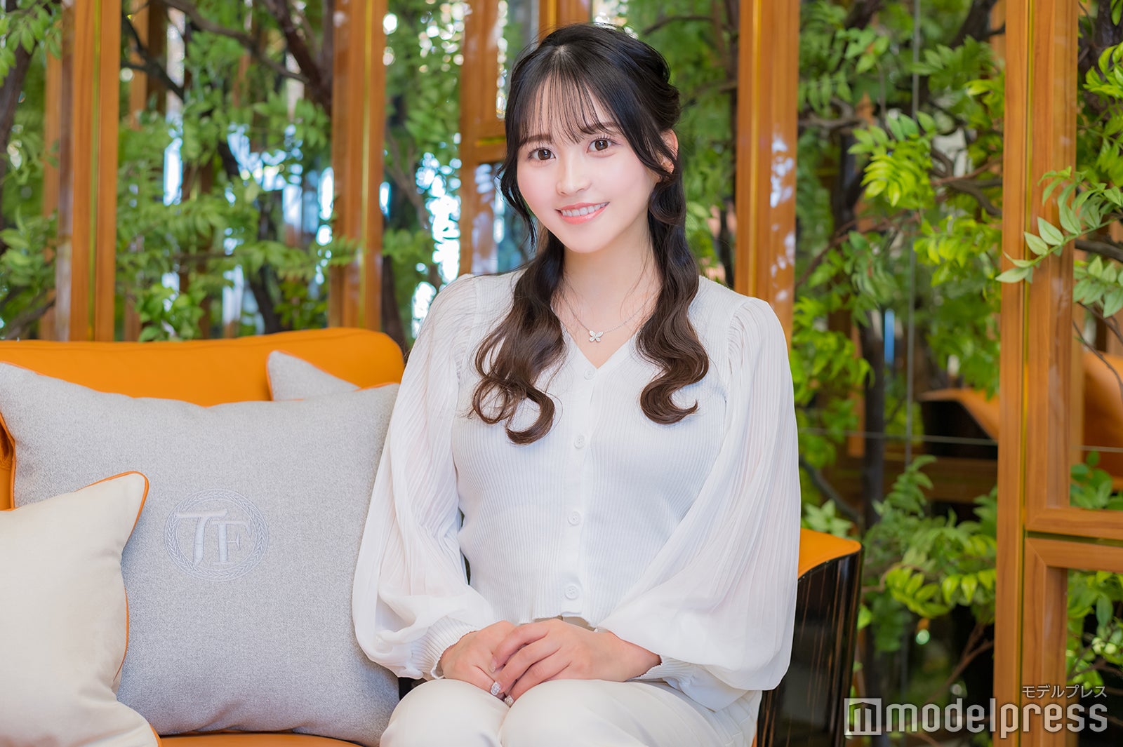 【#キャバクラで働く理由】目標設定で「嬉しい」が「楽しい」に変わった――札幌すすきの・逢波紫月