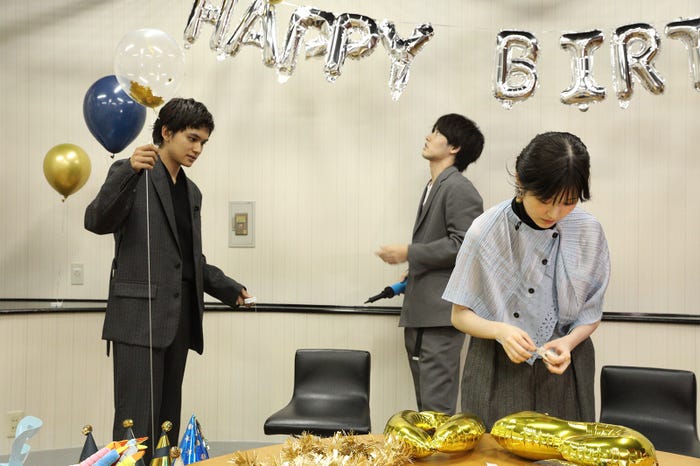 北村匠海、赤楚衛二、福本莉子(C)2020「思い、思われ、ふり、ふられ」製作委員会(C)咲坂伊緒/集英社