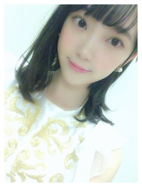 ニューヘアを披露した堀未央奈/堀未央奈オフィシャルブログより