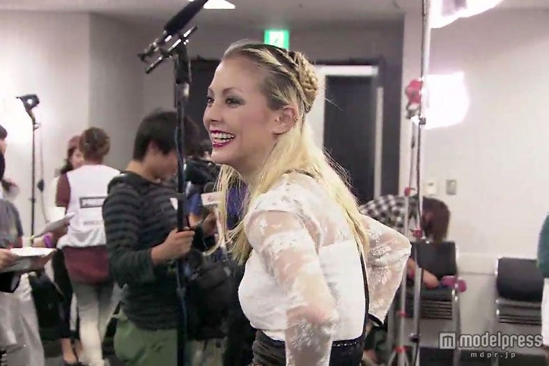 「第15回 東京ガールズコレクション 2012AUTUMN／WINTER」に出演した土屋アンナ