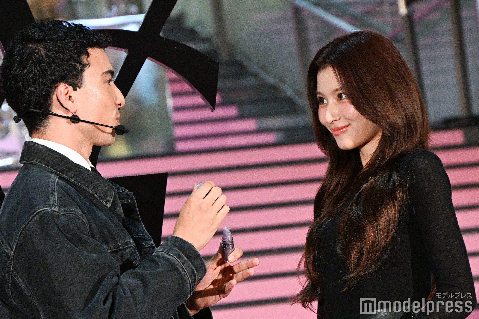 サム・ヴィッサー氏、サナ（C）モデルプレス