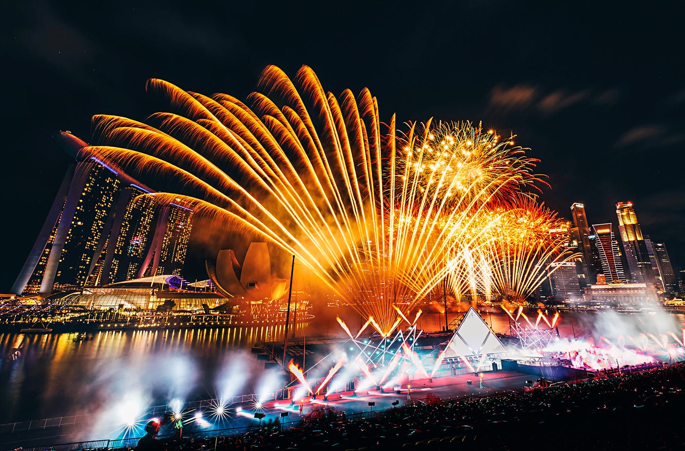 未来型花火エンタメ「STAR ISLAND」シンガポールで“3年ぶり”カウントダウン公演開催へ