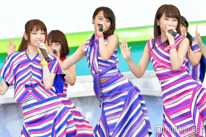 乃木坂46(C)モデルプレス