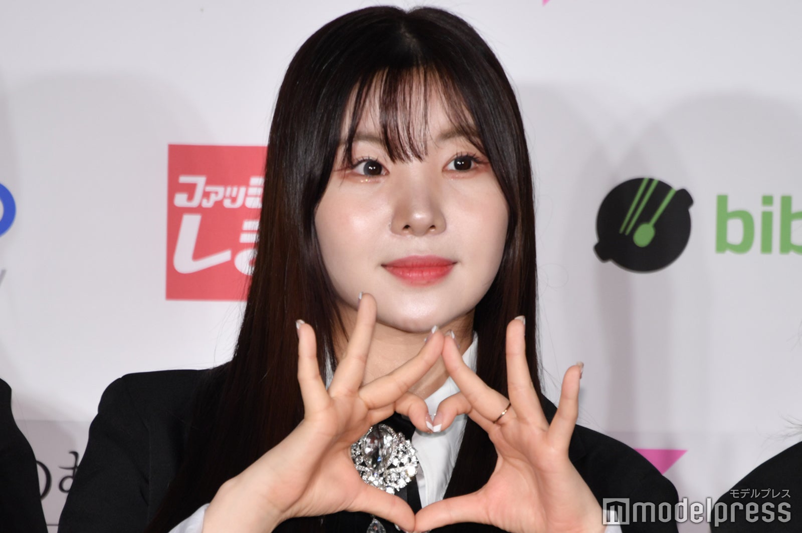 ILY:1（C）モデルプレス