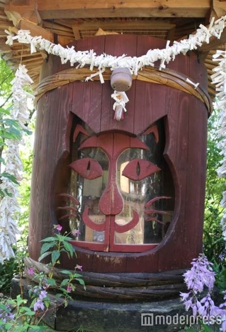 猫の顔をしたユニークなお堂／画像提供：山口県