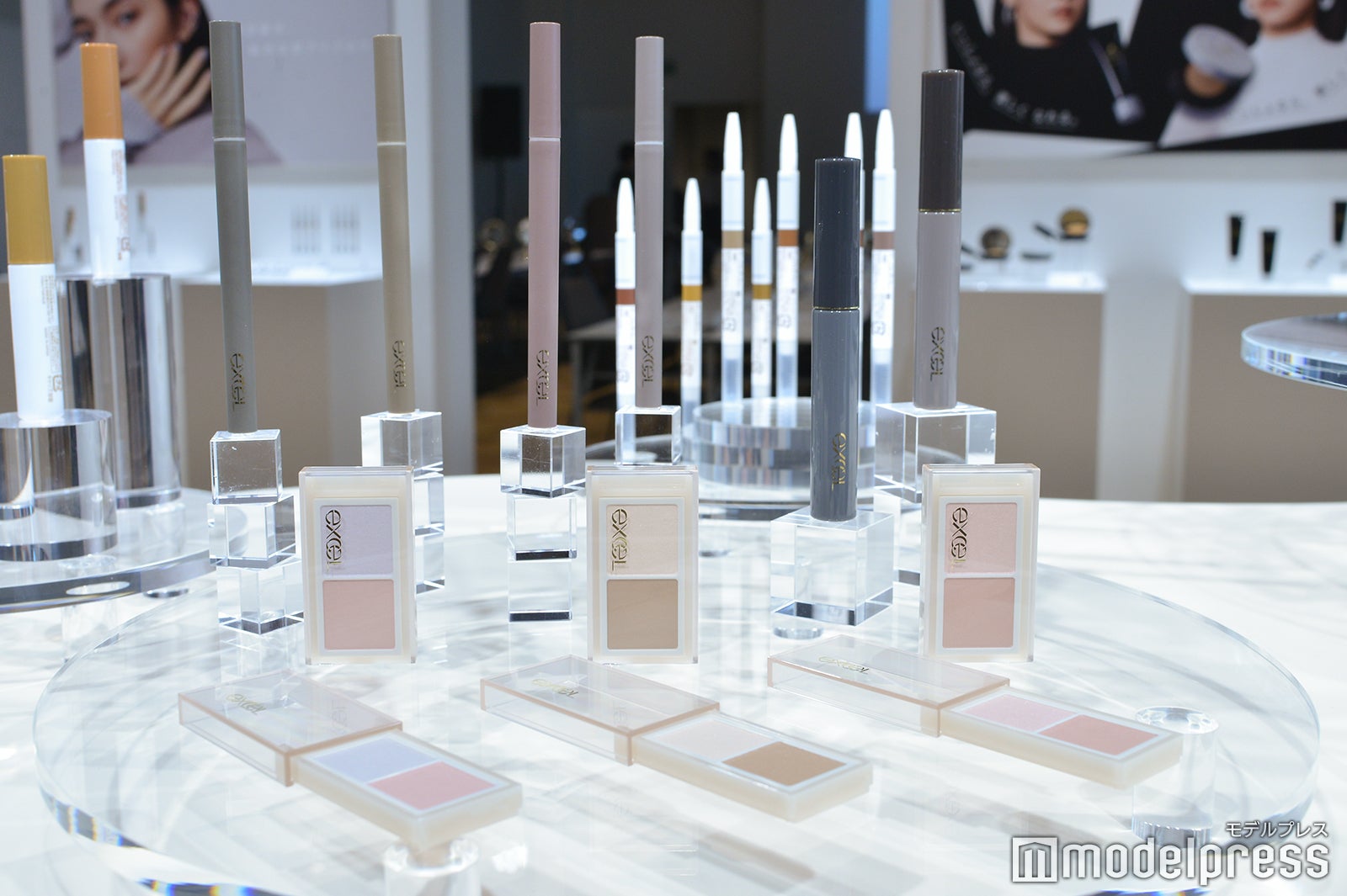 エクセル（C）モデルプレス