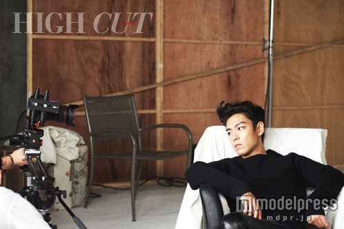 BIGBANG・T.O.P／「HIGH CUT Japan 特別編集 ft.T.O.P」より（画像提供：小学館）