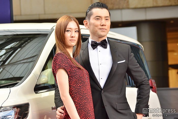 (左から)北川景子、本木雅弘