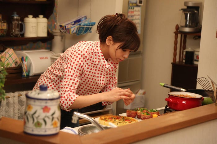 西内まりや/『突然ですが、明日(あした)結婚します』第3話より(画像提供:フジテレビ)