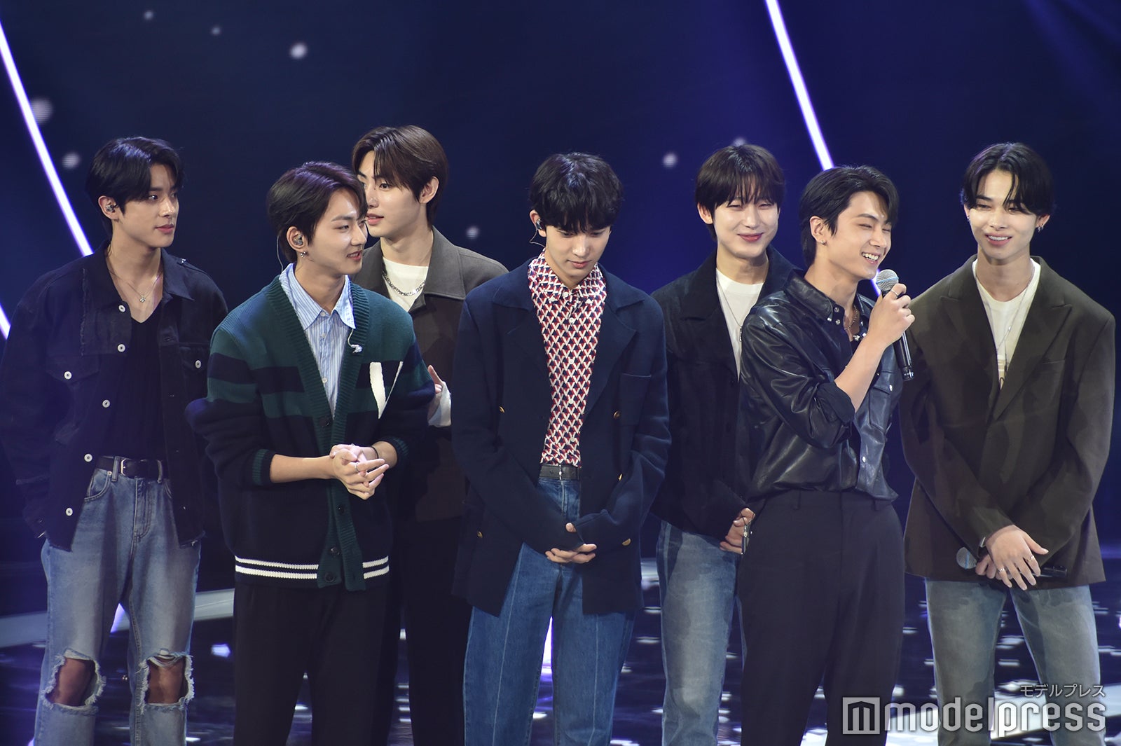 JAKE、JUNGWON、SUNGHOON、HEESEUNG、SUNOO、JAY、NI-KI （C）モデルプレス