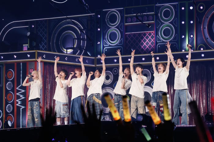 B&ZAI/今野大輝、稲葉通陽、本高克樹、鈴木悠仁、橋本涼、菅田琳寧、矢花黎、川崎星輝(提供写真)