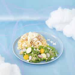 わた雲のパスタプレート税込2,090円(C)BIGHIT MUSIC & HYBE. All Rights Reserved.