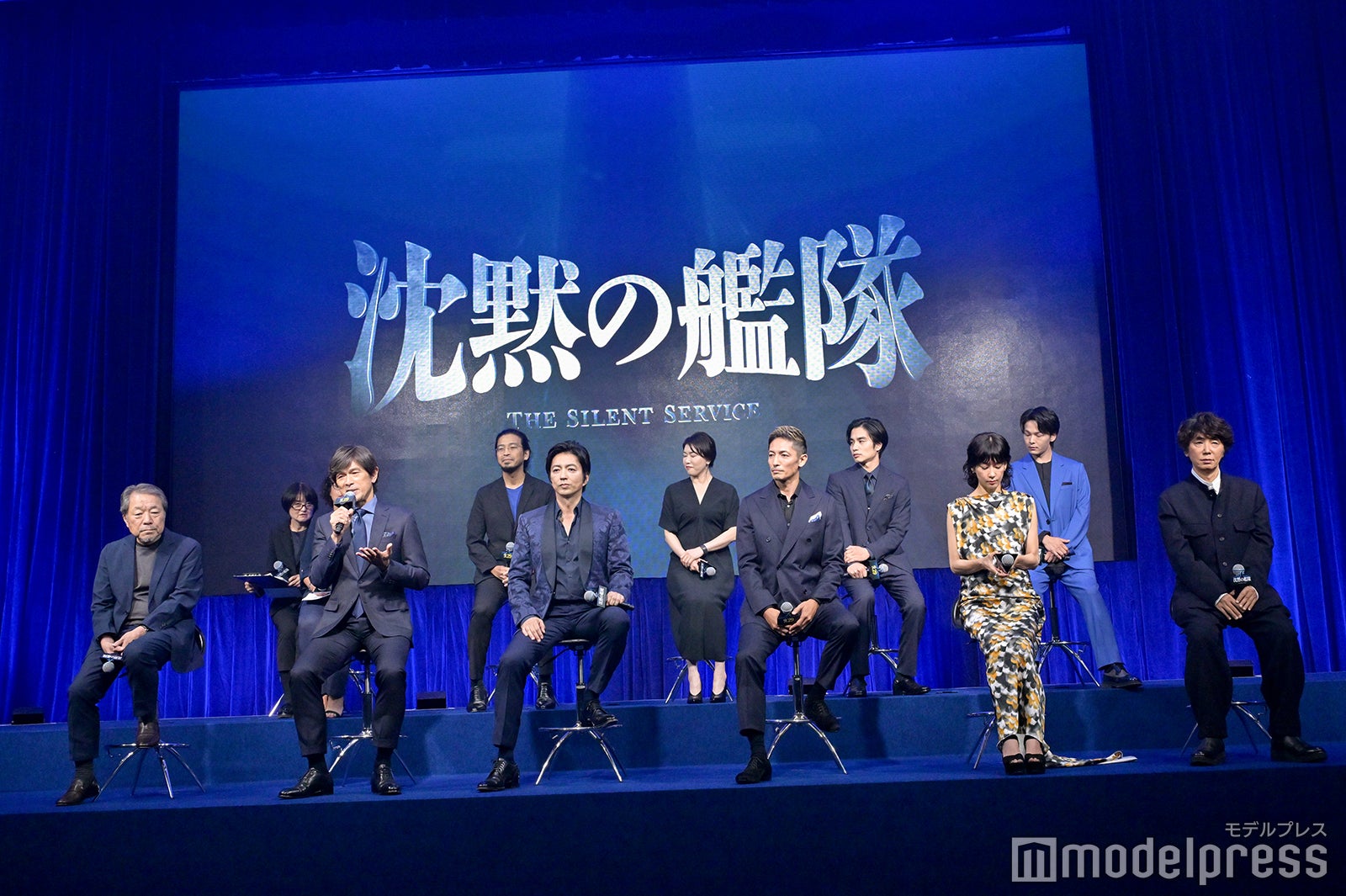 （前列左から）かわぐちかいじ氏、江口洋介、大沢たかお、玉木宏、水川あさみ、ユースケ・サンタマリア（後列左から）ダナエ・コキノス氏、吉野耕平監督、夏川結衣、中村蒼、中村倫也（C）モデルプレス