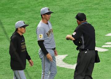 阪神・藤川監督「ゲームが終われば関係ない」 大山＆伏見の死球にベンチ飛び出る 試合後は巨人ルーキー左腕にエール