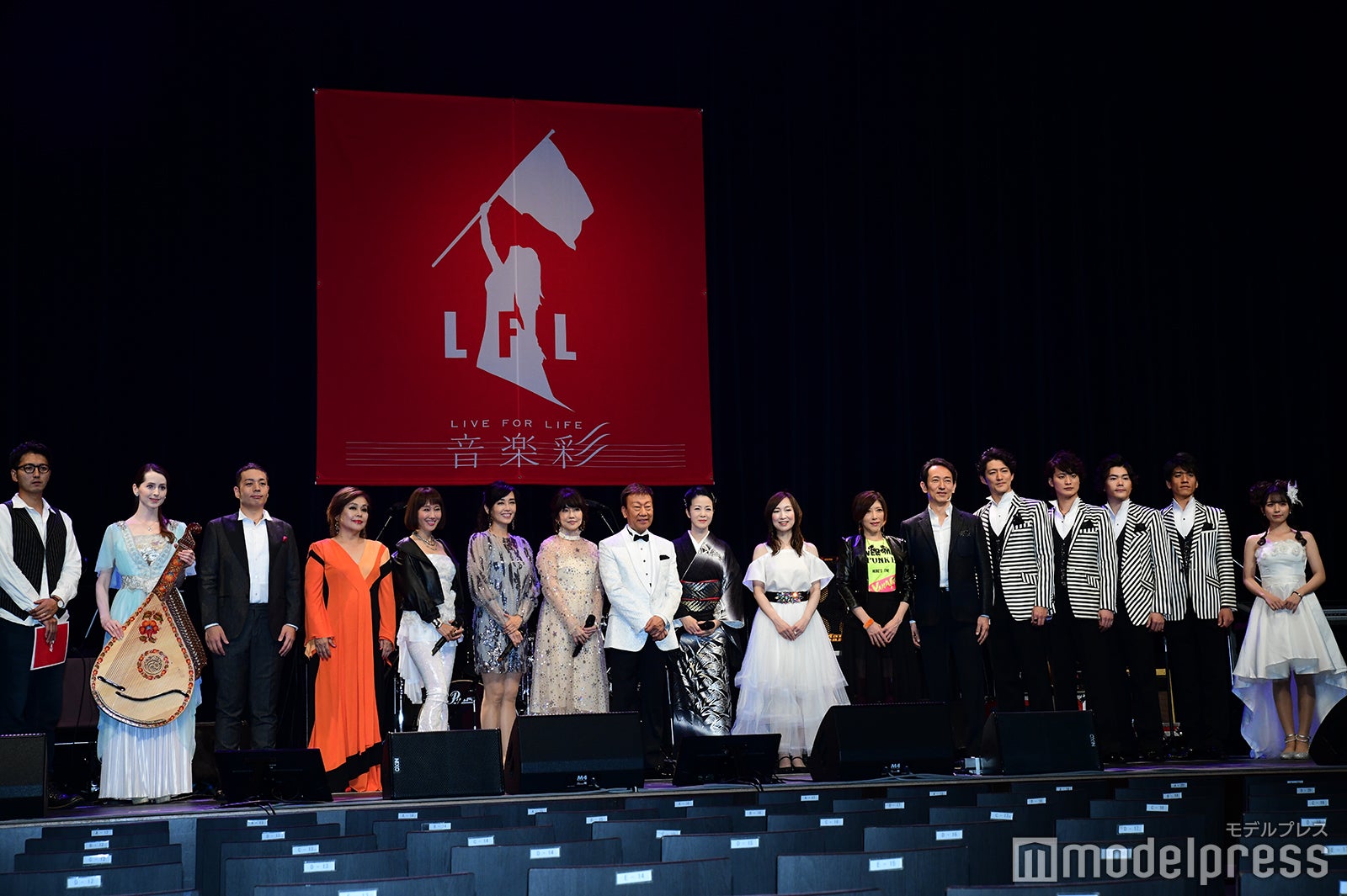 （左から）伊達孝時、ナターシャ・グジー、平原誠之、柴田智子、工藤夕貴、早見優、松本伊代、橋幸夫、坂本冬美、森口博子、YU-KI、鈴木壮麻、LE VELVETS、826aska（C）モデルプレス