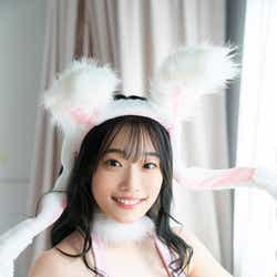 モデルプレス - 岸みゆ、谷間くっきり うさ耳姿がキュート<アザーカット到着>