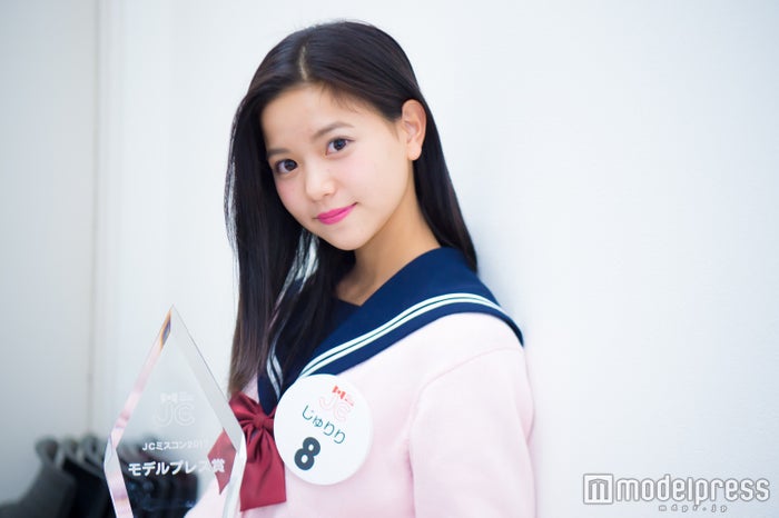 新たな逸材誕生か 中学3年で美人ぶり開花 日本一かわいい女子中学生 モデルプレス賞 じゅりりを直撃 Jcミスコン17 モデルプレス