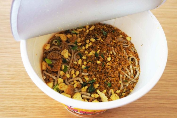 背脂風豚ニンニク濃厚カレー太そば