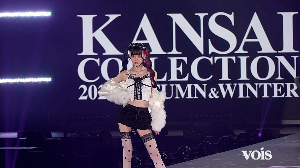 ウエスト47.6cm！ゆりにゃ、驚異のスタイルで圧巻ランウェイ