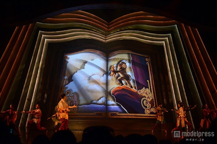 「ミッキー・アンド・ザ・ワンダラス・ブック」より