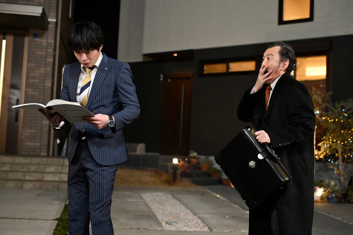 田中圭、吉田鋼太郎「おっさんずラブ-リターンズ-」第8話(C)テレビ朝日