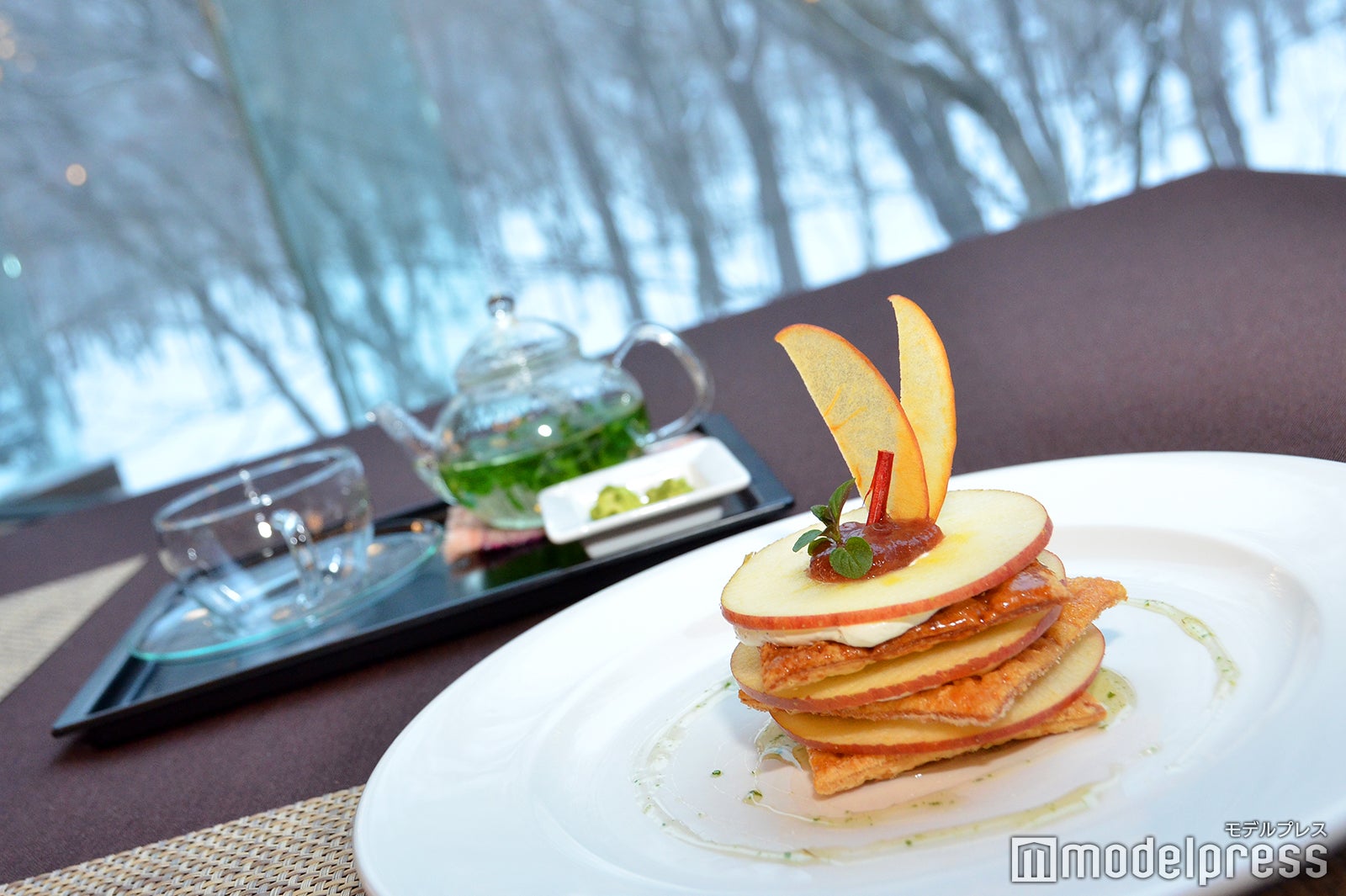 幸福りんごのミルフィーユ1,300円 （C）モデルプレス