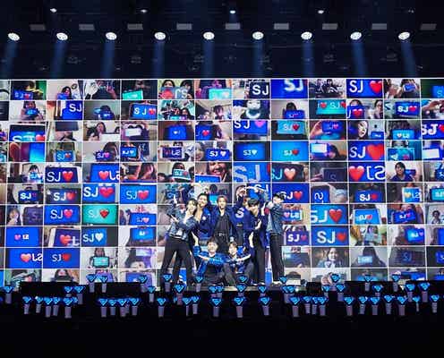 SUPER JUNIOR「Beyond LIVE」に全世界12万3千人熱狂 高さ12m“ジャイアントシウォン”登場も