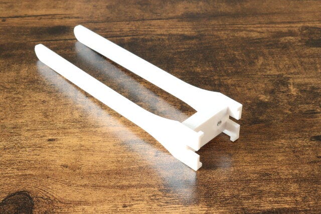 ダイソー　水切りスタンド　デザイン