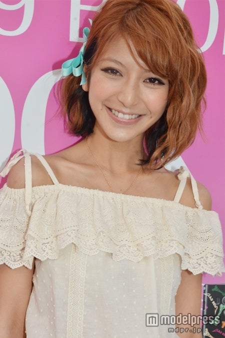 「ViVi」モデル、フルポン村上とバリ旅行