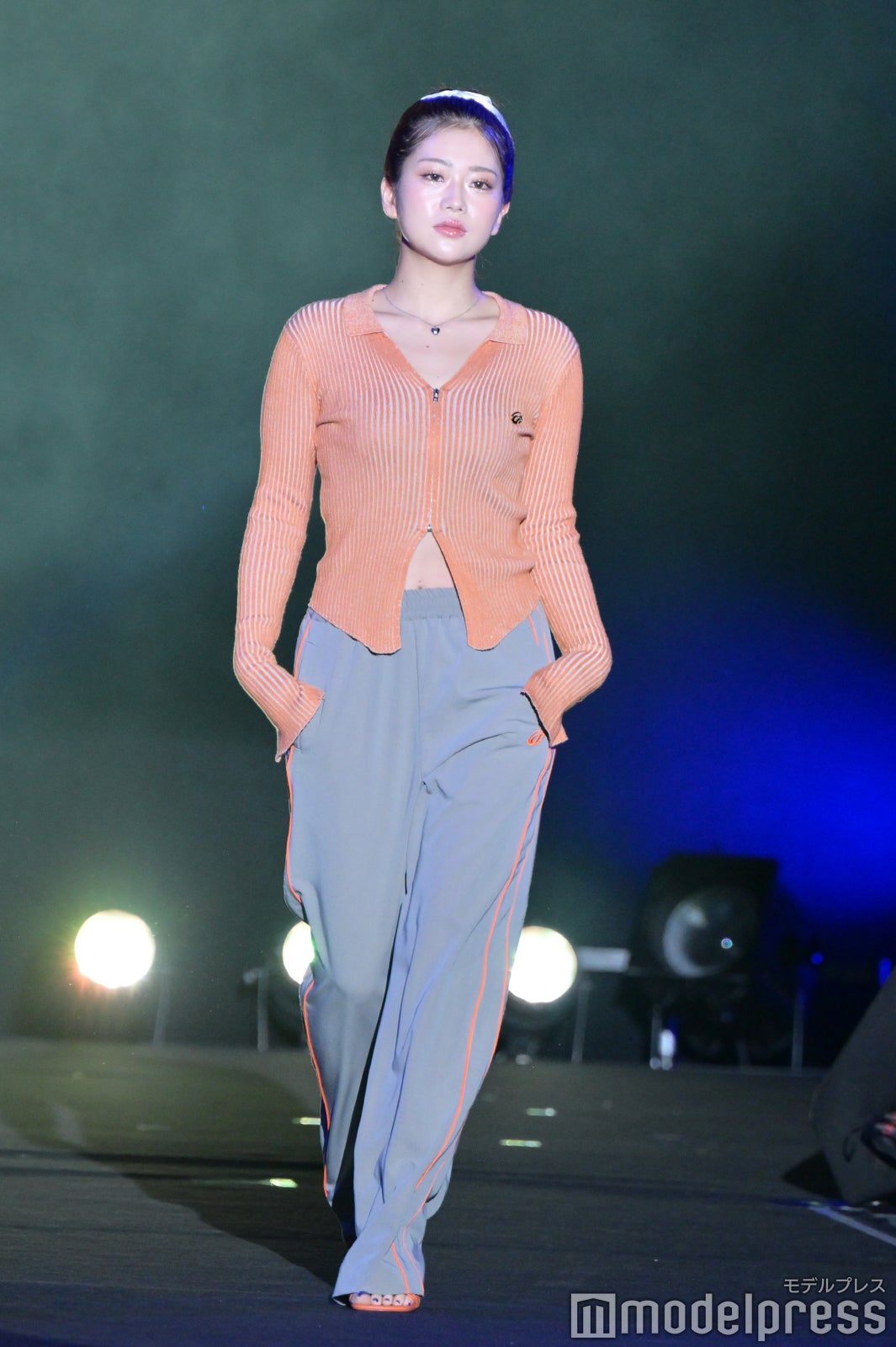 （C）モデルプレス