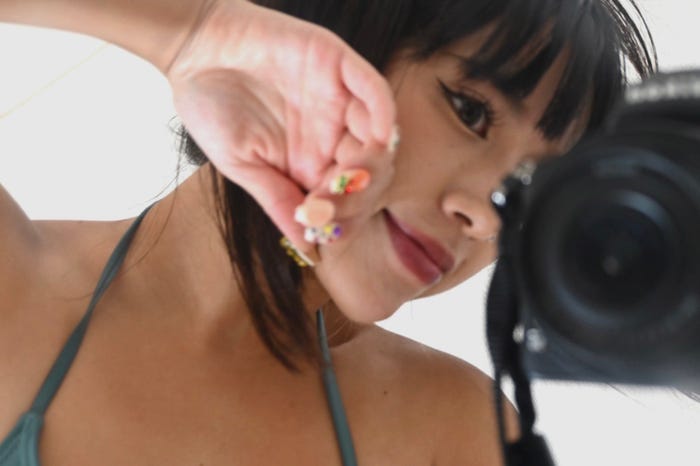 RENA(C)モデルプレス