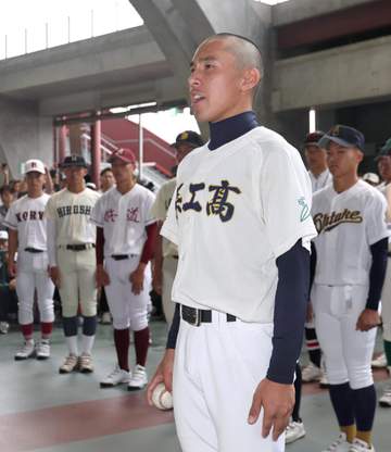 広島高校野球開幕 4連覇目指す広陵主将「自分たちも続けられるように」
