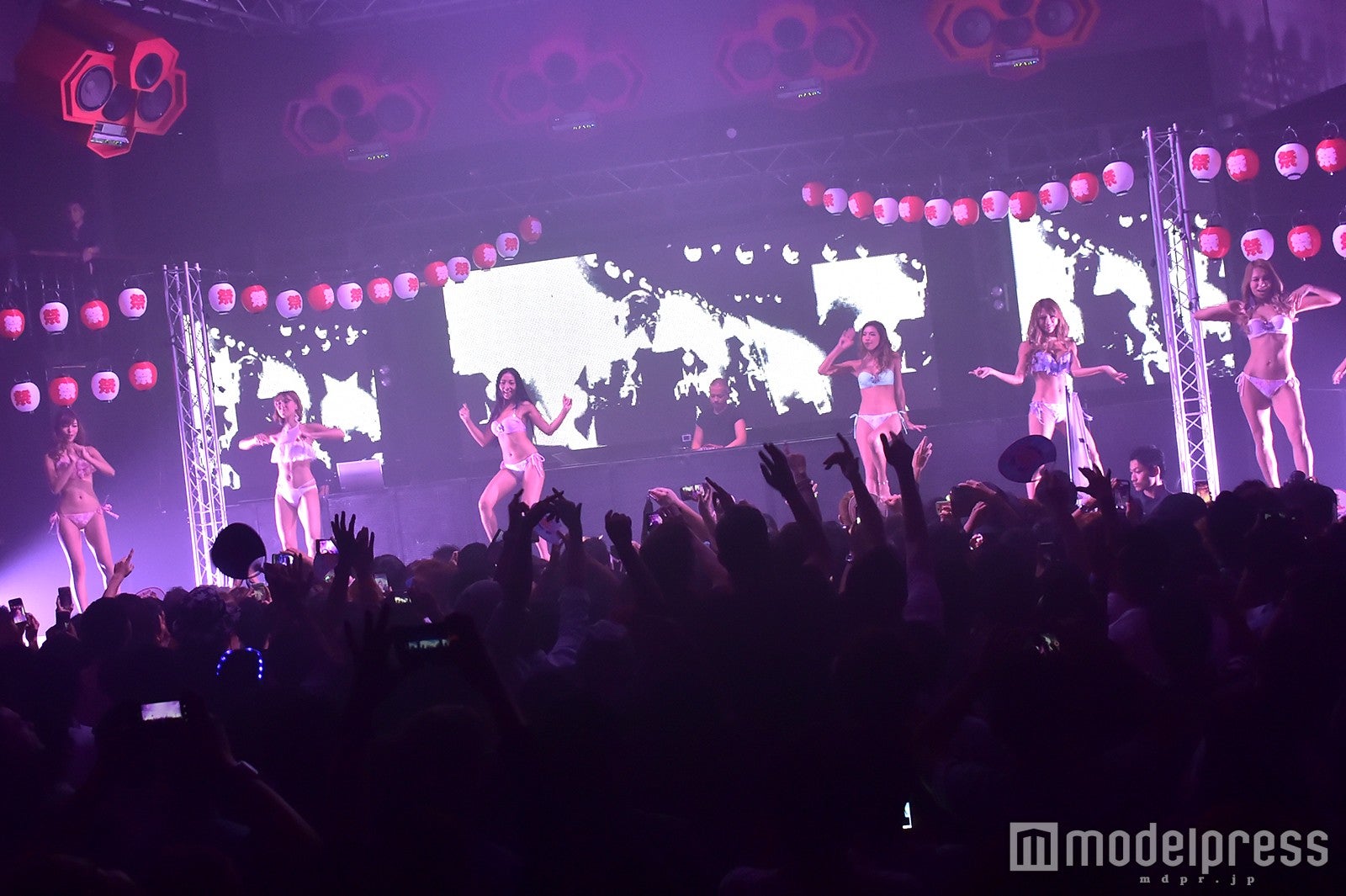 「BIKINI NIGHT」の様子（C）モデルプレス