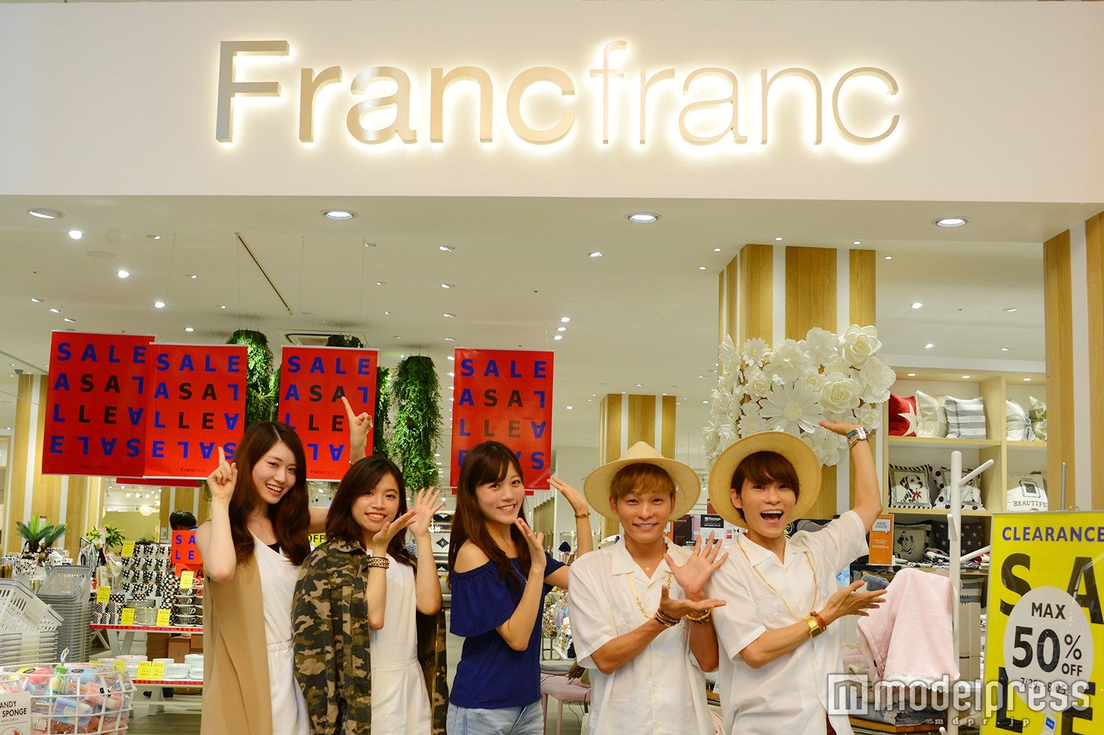 インテリアショップにGO（C）モデルプレス