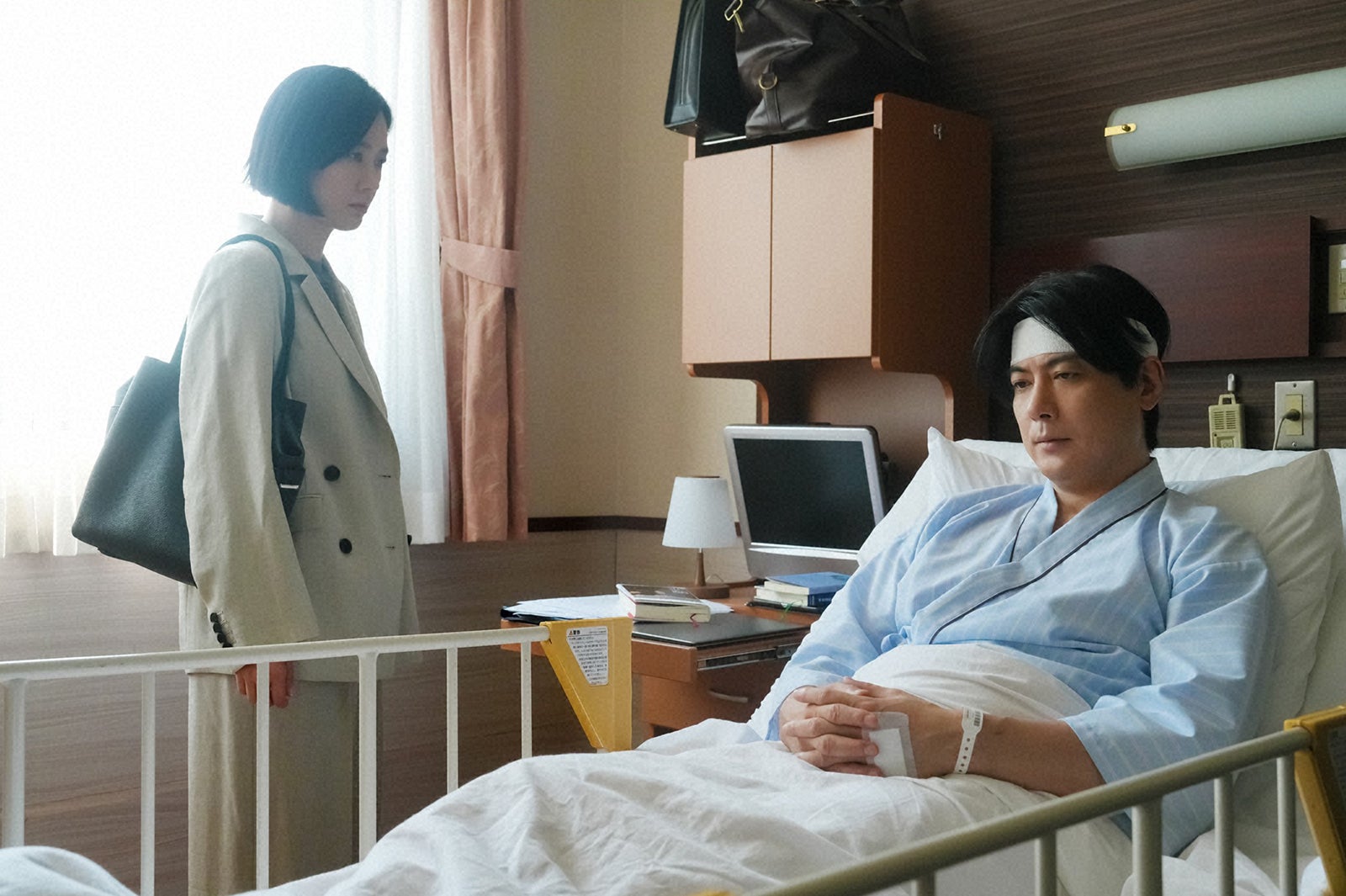 水川あさみ、玉山鉄二「笑うマトリョーシカ」第3話より（C）TBS