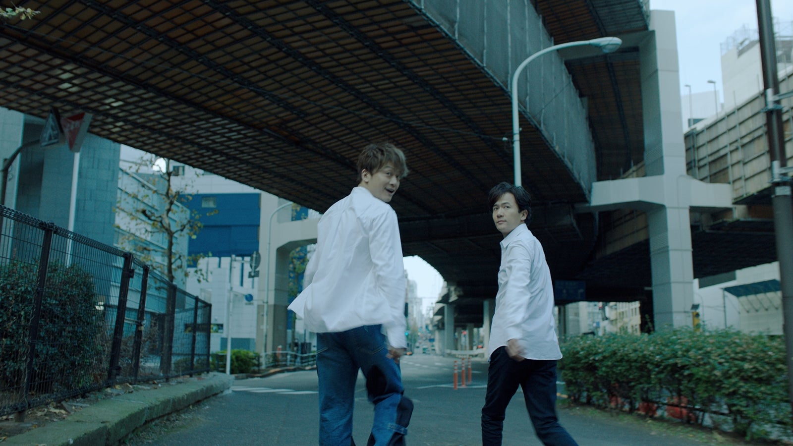 新テレビCM『生きてるっ！』篇より（提供写真）